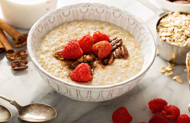 Petit déjeuner pour régime : la recette des flocons d'avoine et du fromage blanc